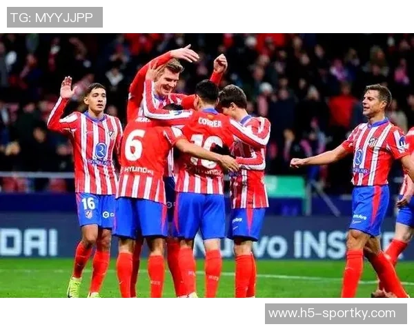 小西蒙尼崭露头角成为马竞阵中关键球员展现出显著进步 小西蒙尼崭露头角成为马竞阵中关键球员展现出显著进步