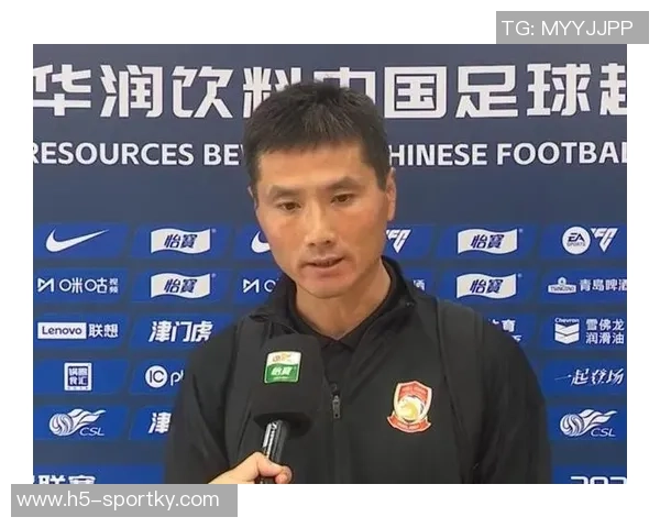 邵佳一强调国家队与俱乐部训练的重要性责任在于为队员的球队发展贡献力量 邵佳一强调国家队与俱乐部训练的重要性责任在于为队员的球队发展贡献力量